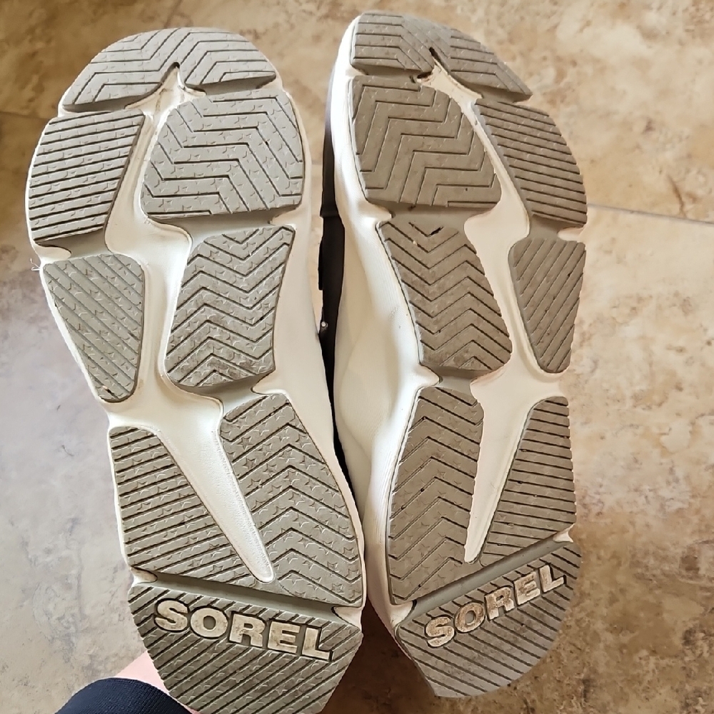 Sorel Womens Weatherproof Gray Sneakers - Picture 4 of 9